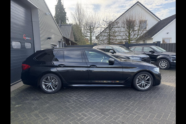 BMW 5 Serie Touring 520i High Executive M-Sport | Navigatie | Camera | Climate Control |