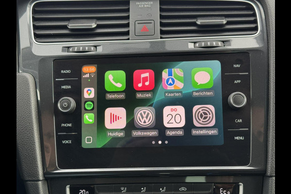 Volkswagen e-Golf E-DITION Adaptieve cruise Led koplampen Carplay Pdc voor+achter Navigatie