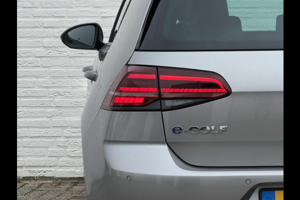 Volkswagen e-Golf E-DITION Adaptieve cruise Led koplampen Carplay Pdc voor+achter Navigatie