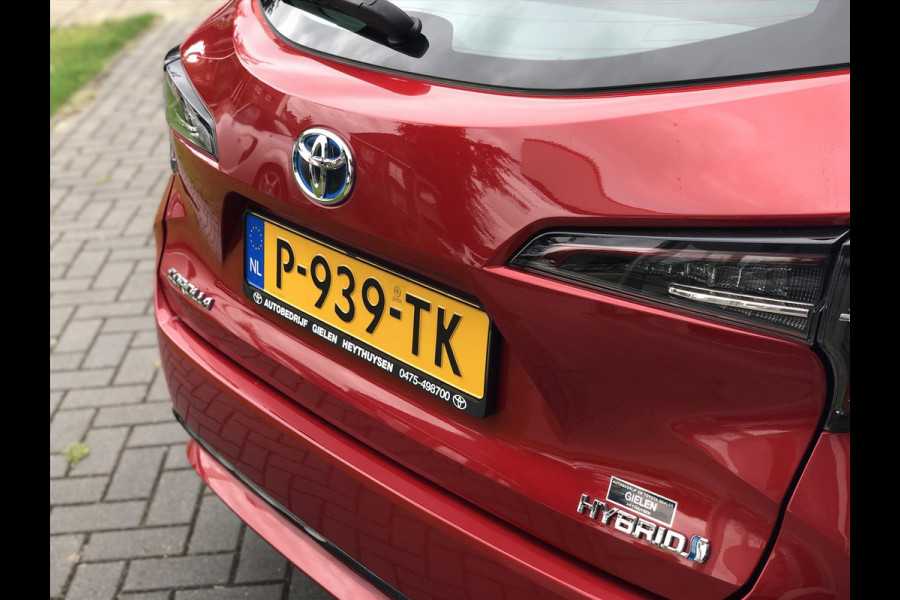 Toyota Corolla Touring Sports 1.8 Hybrid Active | Nieuw geleverd, Apple Carplay/Android Auto, Parkeercamera, Lichtmetalen velgen