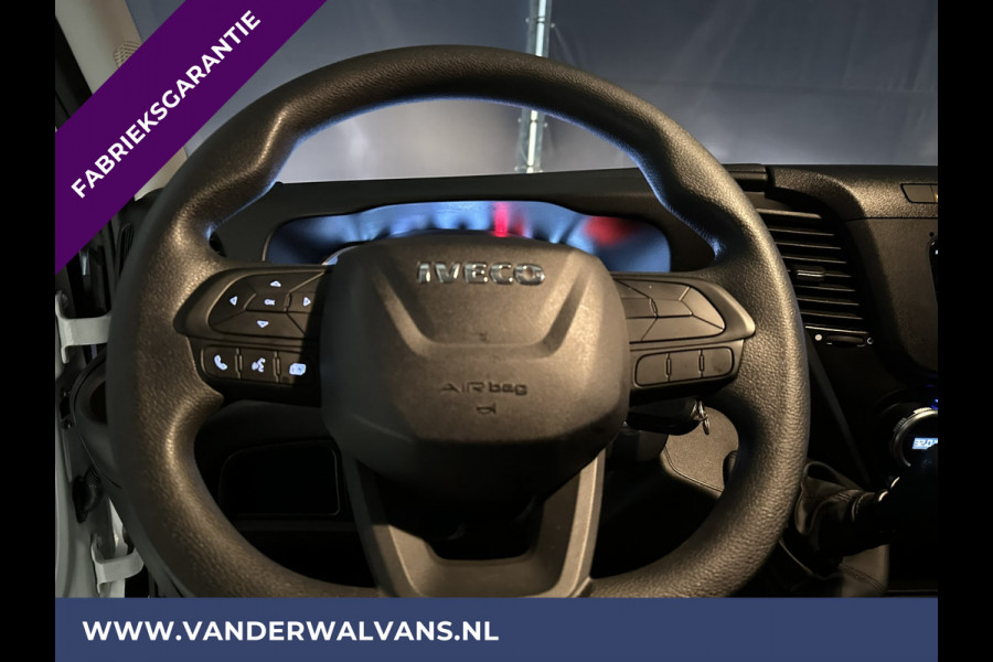 Iveco Daily 35C16V 156pk Bakwagen Laadklep Fabrieksgarantie Euro6 Dubbel Lucht Airco | Bijrijdersbank Bluetooth telefoonvoorbereiding, 910kg laadvermogen