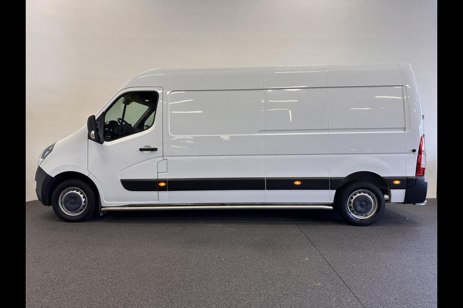 Opel Movano 135pk L3H2 AircoECC Navi DAB+ Cruise Control Camera parkeersensoren 270 Gr Achterdeuren 3-Zits Zeer Nette Bus!