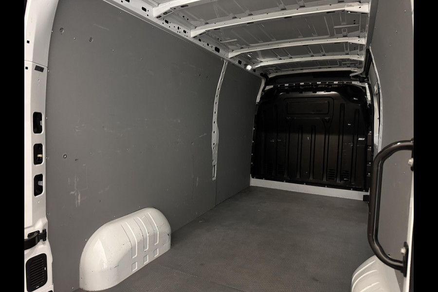 Opel Movano 135pk L3H2 AircoECC Navi DAB+ Cruise Control Camera parkeersensoren 270 Gr Achterdeuren 3-Zits Zeer Nette Bus!