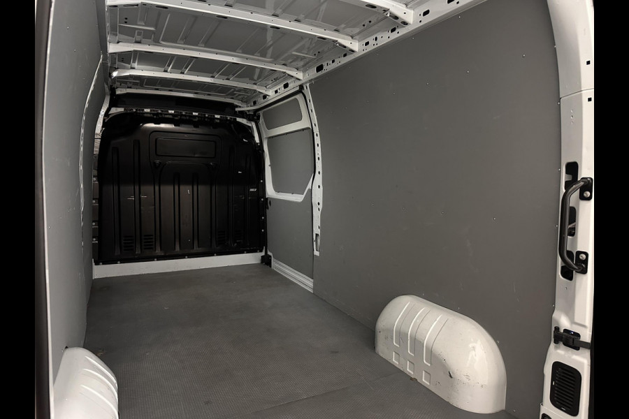 Opel Movano 135pk L3H2 AircoECC Navi DAB+ Cruise Control Camera parkeersensoren 270 Gr Achterdeuren 3-Zits Zeer Nette Bus!