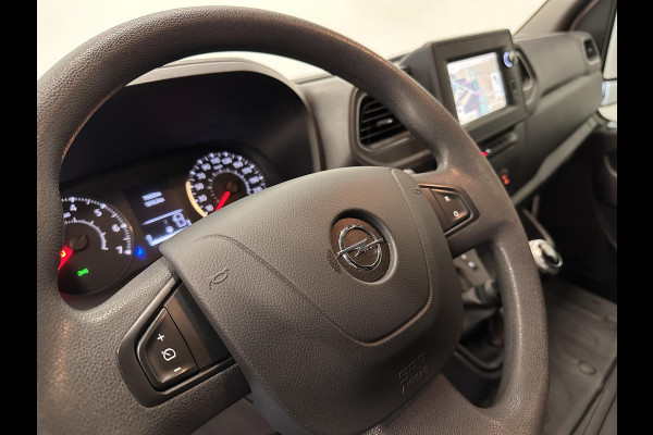 Opel Movano 135pk L3H2 AircoECC Navi DAB+ Cruise Control Camera parkeersensoren 270 Gr Achterdeuren 3-Zits Zeer Nette Bus!