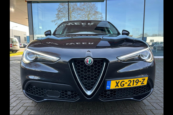 Alfa Romeo Stelvio 2.0 T AWD First Edition - Automaat - Leder - Navi - Org.NL