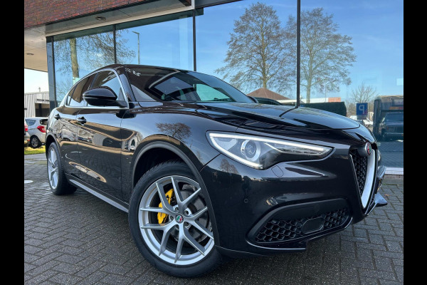 Alfa Romeo Stelvio 2.0 T AWD First Edition - Automaat - Leder - Navi - Org.NL