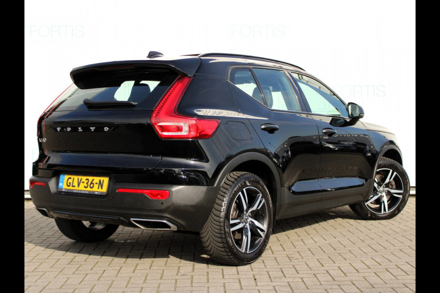 Volvo XC40 2.0 T5 AWD R-Design CAMERA | HARMAN KARDON | PANO | STOELVERW | AFN TREKHAAK |