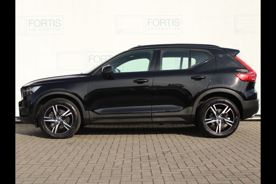 Volvo XC40 2.0 T5 AWD R-Design CAMERA | HARMAN KARDON | PANO | STOELVERW | AFN TREKHAAK |