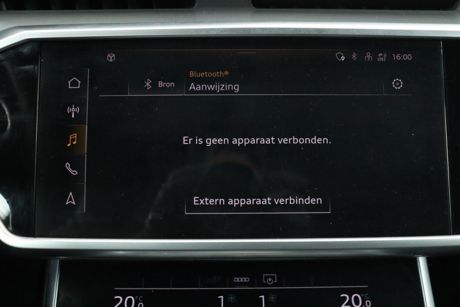 Audi A6 55 TFSIe S Line | 367pk | Trekhaak | Stoel & stuurverwarming | Adaptive cruise | Camera | Matrix LED | Carplay | Sportstoelen | Half leder | Navigatie