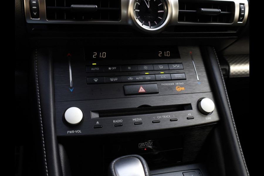 Lexus RC 300h F Sport Premium | Mark Levinson | Stoelventilatie | Dodehoe