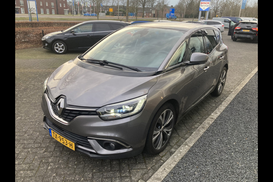 Renault Scénic 1.3 TCe Intens 140pk/104kW 6-bak | Pano |