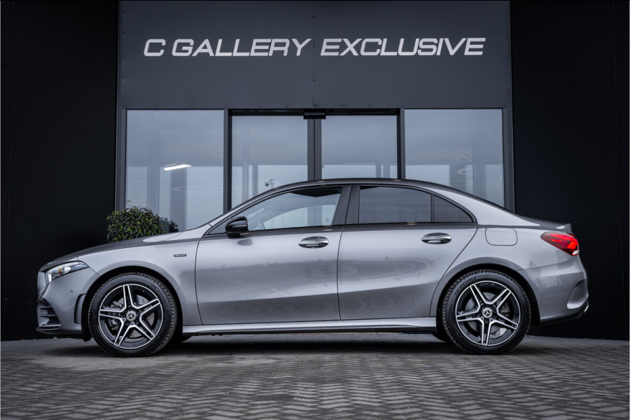 Mercedes-Benz A-Klasse A250 e AMG Limited - NAP l Panorama | Memory | Keyless | Sfeerverlichting