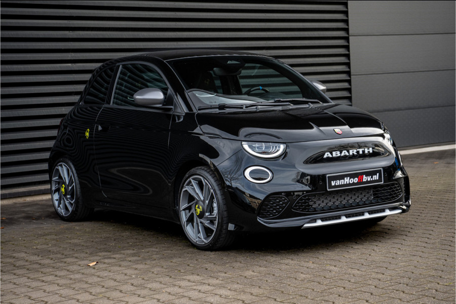 Abarth 500 e Turismo 42 kWh -JBL-Keyless-Engine Sound