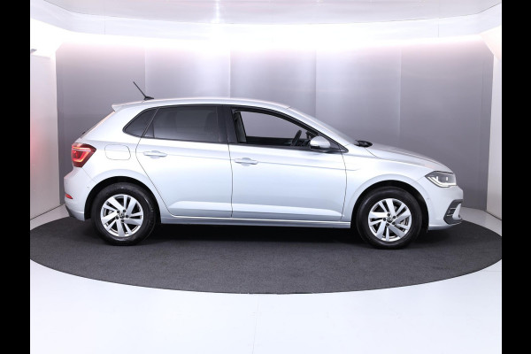 Volkswagen Polo 1.0 TSI Style 110 pk Automaat (DSG) | Navigatie via App | Parkeersensoren (Park assist) | Achteruitrijcamera | Adaptieve cruise control | Stoelverwarming |