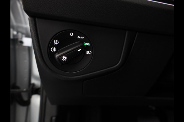 Volkswagen Polo 1.0 TSI Style 110 pk Automaat (DSG) | Navigatie via App | Parkeersensoren (Park assist) | Achteruitrijcamera | Adaptieve cruise control | Stoelverwarming |
