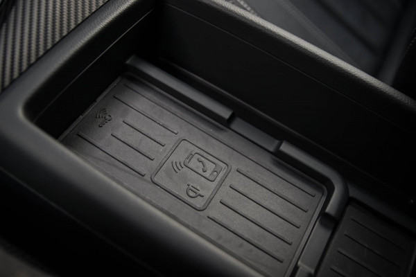 Audi A5 Sportback 40 2.0 TFSI S Edition Facelift 204pk S-Tronic! 1e|NL|DLR|Panoramadak|Virtual Cockpit|Leder|Matrix|CarPlay|Black