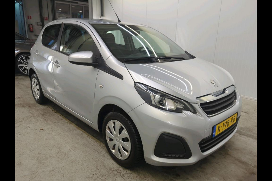 Peugeot 108 1.0 e-VTi Active Airco Caplay Navi Achteruitrijcamera Leder MF Stuurwiel