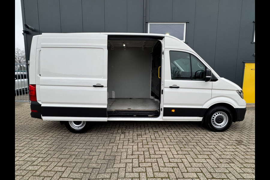 Volkswagen Crafter 35 2.0 TDI L3H3 * Airco * Camera * AppleCarPlay *