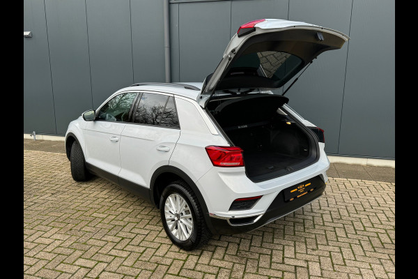 Volkswagen T-Roc 1.0 TSI Style * Airco * Cruise * PDC * AppleCarPlay *