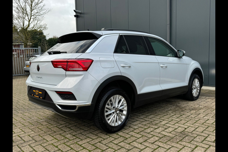 Volkswagen T-Roc 1.0 TSI Style * Airco * Cruise * PDC * AppleCarPlay *