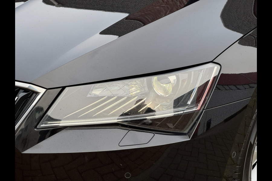 Škoda Superb Combi 1.5 TSI LED ACC Pano Virtual Leder Canton