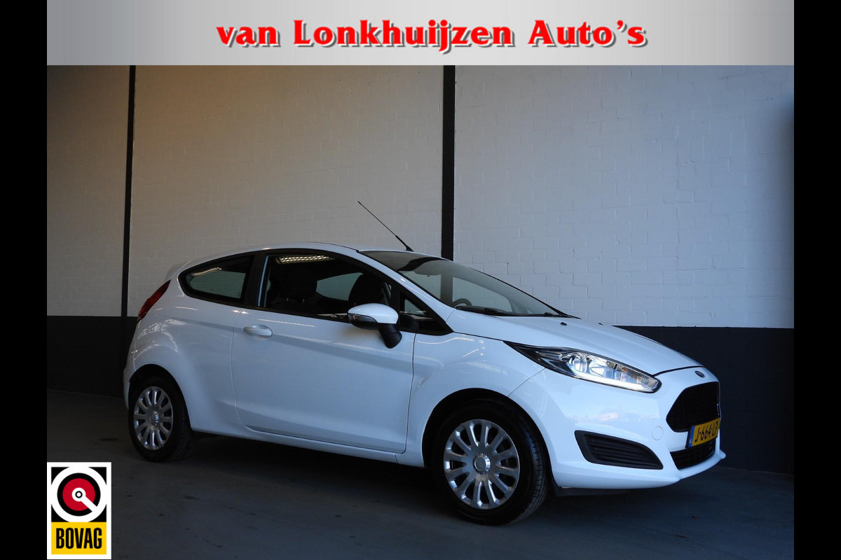 Ford Fiesta 1.0 Style Essential NAVI/AIRCO/BLUETOOTH!