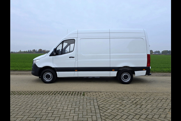 Mercedes-Benz Sprinter 315 CDI L2 H2 RWD - AUTOMAAT - Euro 6 - 150 Pk - MBUX - ParkeerCamera