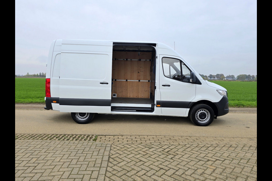 Mercedes-Benz Sprinter 315 CDI L2 H2 RWD - AUTOMAAT - Euro 6 - 150 Pk - MBUX - ParkeerCamera