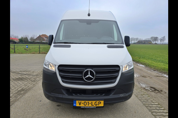 Mercedes-Benz Sprinter 317 1.9 CDI L2 H2 RWD - AUTOMAAT - 170 Pk - Euro 6 - MBUX - ParkeerCamera - StoelVerwarming