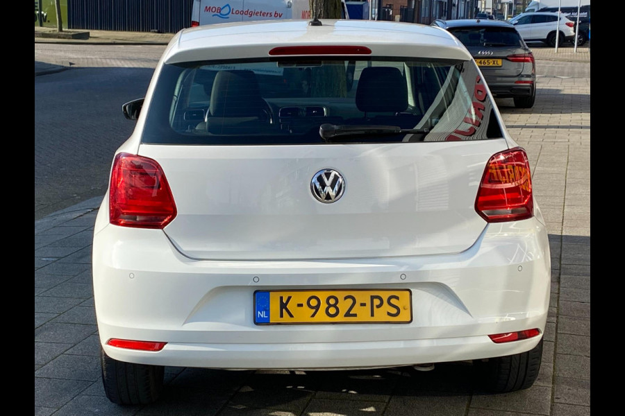 Volkswagen Polo 1.0 Comfortline - Airco I PDC I Sport velgen I Veiligheid pakket I Dealer onderhouden