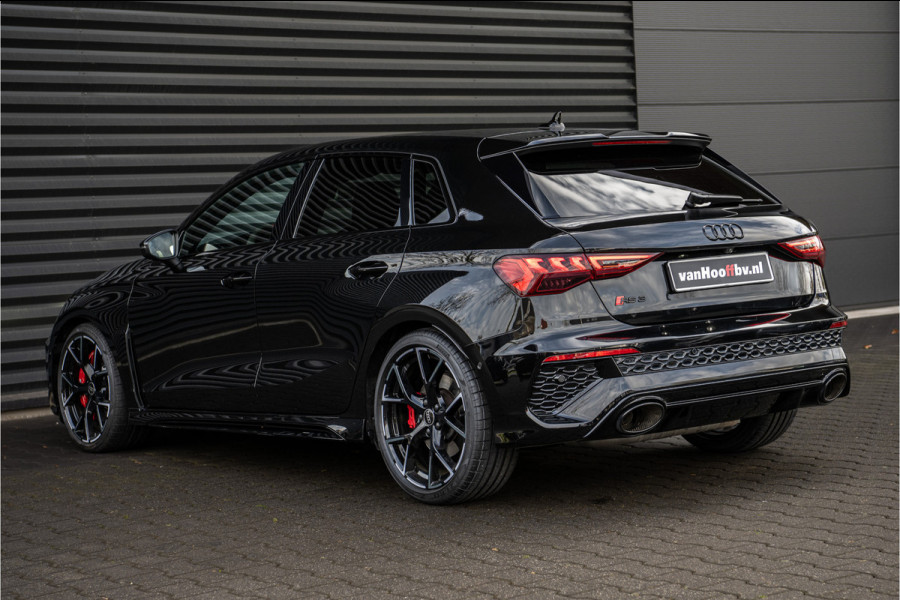 Audi RS3 Sportback 2.5 TFSI quattro B&O - Head-up - Keyless