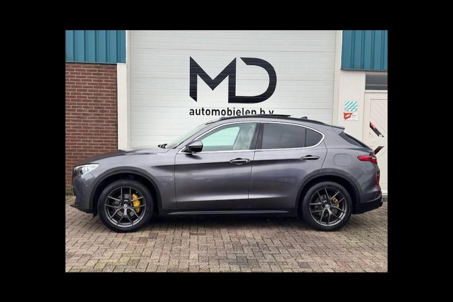 Alfa Romeo Stelvio 2.0 T AWD First Edition Q4 - Panorama dak