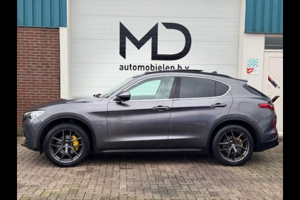 Alfa Romeo Stelvio 2.0 T AWD First Edition Q4 - Panorama dak