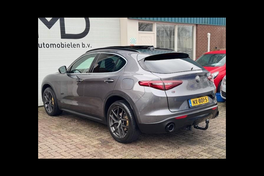 Alfa Romeo Stelvio 2.0 T AWD First Edition Q4 - Panorama dak