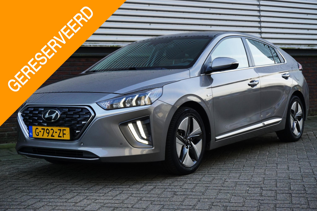 Hyundai IONIQ 1.6 GDi Hybrid Premium/Facelift/Leer/17Inch/ Geen import/Navi/1e Eigenaar/Nederlandse auto.