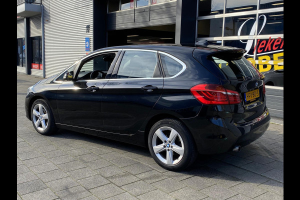 BMW 2 Serie Active Tourer 218i Advantage - Navigatie I Airco I PDC I Sport velgen I Stoel verwarming I Dealer onderhouden