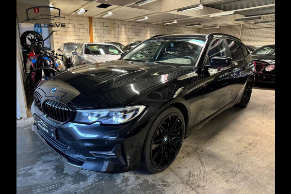 BMW 3 Serie Touring 318i High Executive LED|LEDER|ACC|LANEASSIST|APPLE CARPLAY