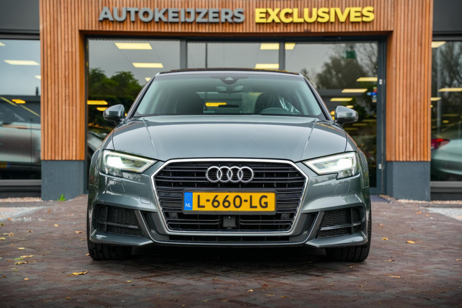 Audi A3 Limousine 1.5 TFSI CoD Sport S Line Edition Facelift Panodak Adapt cruise Stoelverw.