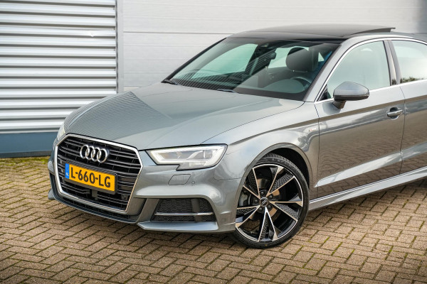 Audi A3 Limousine 1.5 TFSI CoD Sport S Line Edition Facelift Panodak Adapt cruise Stoelverw.