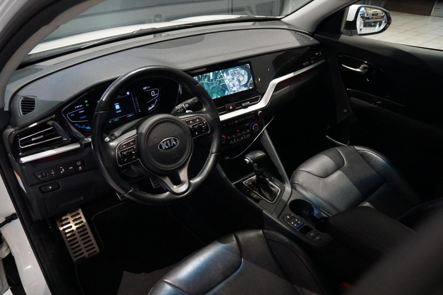 Kia Niro 1.6 GDi Hybrid ExecutiveLine + TREKHAAK / STOELVENTILATIE / JBL / LEDER / CARPLAY