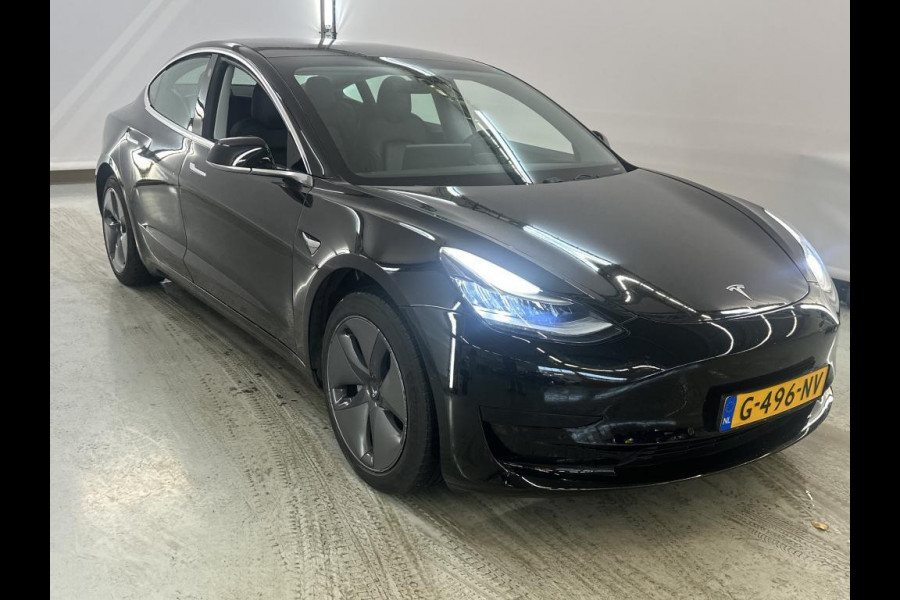 Tesla Model 3 Standard RWD Plus 60 kWh 88% SOH Trekhaak Autopilot