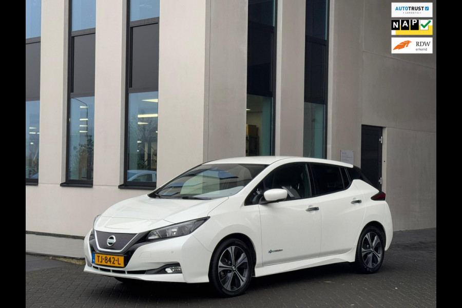 Nissan Leaf N-Connecta , achteruitrijcamera, stoelverwarming,eerste eigenaar, nederlandse auto met nap