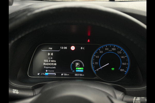 Nissan Leaf N-Connecta , achteruitrijcamera, stoelverwarming,eerste eigenaar, nederlandse auto met nap