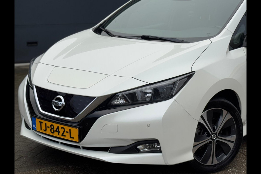 Nissan Leaf N-Connecta , achteruitrijcamera, stoelverwarming,eerste eigenaar, nederlandse auto met nap