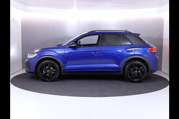 Volkswagen T-Roc 1.5 TSI R-Line 150 pk Automaat (DSG) | Private lease vanaf € 647,- pm | Verlengde garantie | Navigatie via App | Parkeersensoren (Park assist) | Achteruitrijcamera | Adaptieve cruise control | Black style pakket |