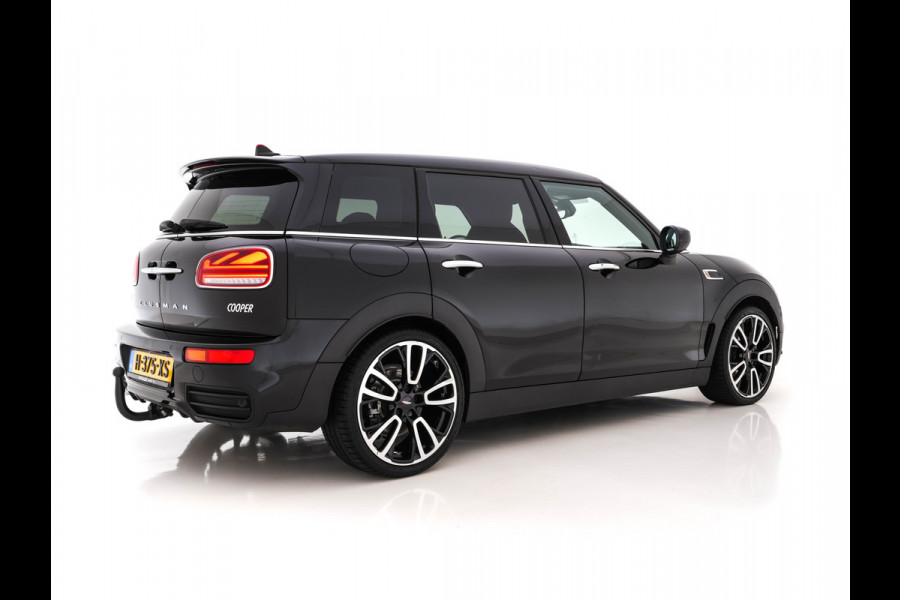 MINI Clubman 1.5 Cooper JCWorks-Trim-Pack Aut. *JCW-SPORT-SEATS | HARMAN/KARDON-AUDIO | FULL-LED | NAVI-FULLMAP | KEYLESS | AMBIENT-LIGHT |  ECC |  HEATED-SEATS | PDC | CRUISE | TOWBAR | 19''ALU*