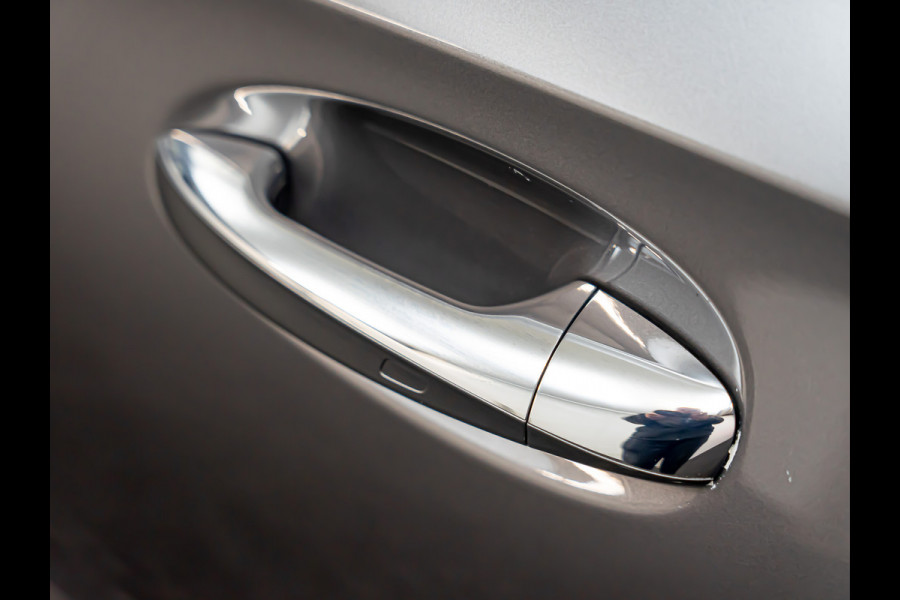 Mercedes-Benz A-Klasse A 250 e AMG Line | FACELIFT | DISTRONIC | AMG 45S Look