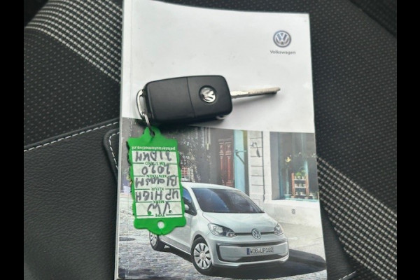 Volkswagen up! 1.0 BMT high up! AIRCO I PDC I STOELVERWARMING I 2 SLEUTELS I HIGH UP