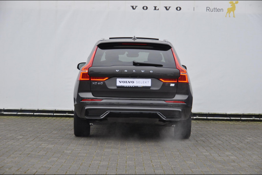 Volvo XC60 T6 350PK Automaat Plug-in hybrid AWD Plus Dark Long range / Adaptieve cruise control / Panoramadak / Apple carplay / Parkeersensoren met 360 camera / Elektrische achterklep / Elektrische stoelen met geheugen / Stoel en stuurwielverwarming